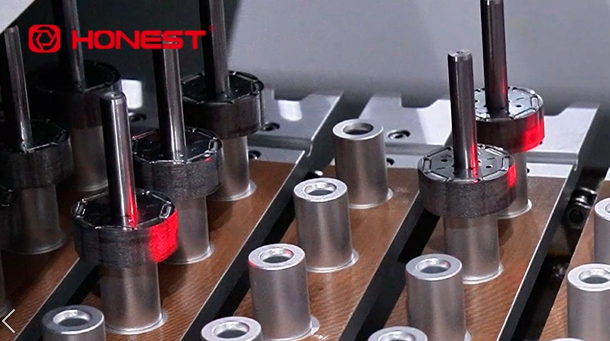 轉(zhuǎn)子插磁固化冷卻