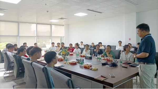 “暢談“新”聲，我與公司共成長”