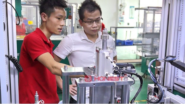 電機(jī)自動(dòng)化生產(chǎn)線出貨前檢查工作及后期保養(yǎng)